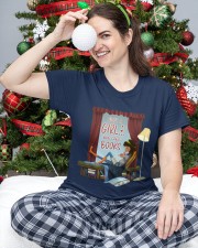 Just A Girl Who Loves Books (Front) Classic T-Shirt custom-t-shirts-classic-lifestyle-front-335
