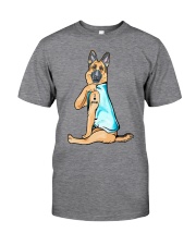 German Shepherd Mom Classic T-Shirt front
