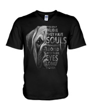 Boxer believe V-Neck T-Shirt thumbnail