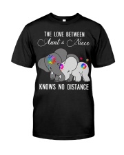 Elephants The love between Aunt and Niece shirt Classic T-Shirt front