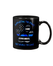 Supporting the paws Mug tile