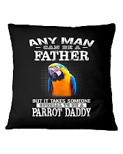 Blue And Gold Macaw Daddy Square Pillowcase tile