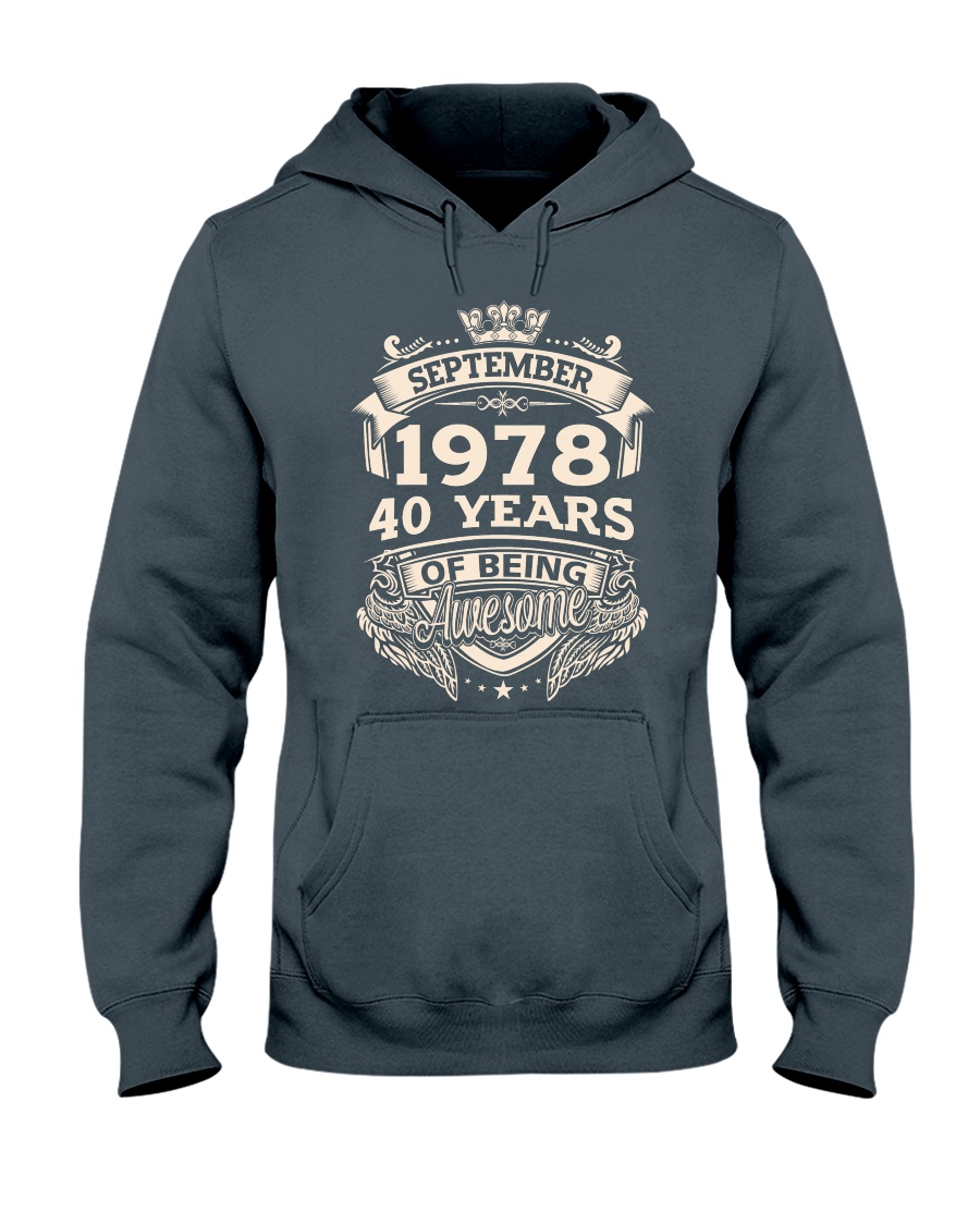 thang9-78 Hooded Sweatshirt