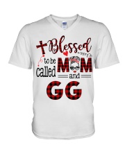 Blessed To Be Called Mom And GG V-Neck T-Shirt tile