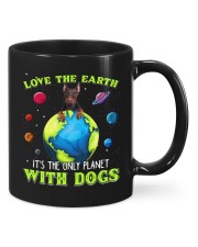Doberman Love The Earth Mugs tile