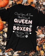 Boxer A Queen Loves Boxers Classic T-Shirt custom-t-shirts-classic-lifestyle-front-320