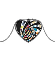 Cat spin - JY Metallic Heart Necklace thumbnail