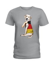labrador retriver Ladies T-Shirt tile