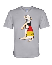 labrador retriver V-Neck T-Shirt tile