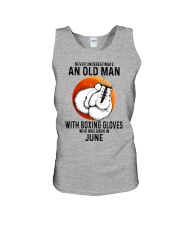 06 boxing old man Unisex Tank tile