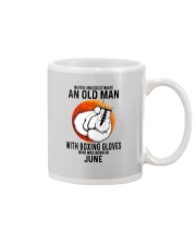 06 boxing old man Mug tile