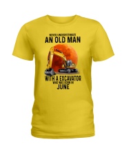 06 excavator old man color Ladies T-Shirt tile