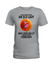 02 ballet color old lady Ladies T-Shirt tile