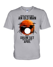 04 drum set never old man V-Neck T-Shirt tile