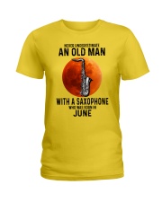 06 saxophone olm Ladies T-Shirt tile