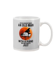 07 piano never old man Mug tile