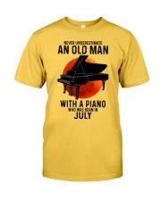 07 piano never old man Classic T-Shirt front