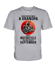 09 BIKER GRANDPA NEVER V-Neck T-Shirt tile