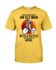 04 cycling never old man Classic T-Shirt front