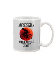 06 cycling old man never Mug tile