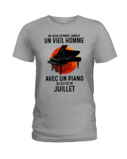 07 piano old man france Ladies T-Shirt tile