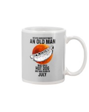 07 hot dog old man Mug tile