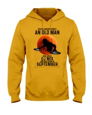 09 dj mix olm Hooded Sweatshirt tile