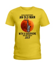 07 saxophone olm Ladies T-Shirt tile