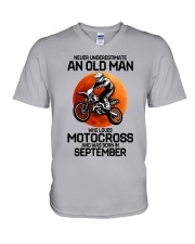 9 motocross old man V-Neck T-Shirt tile