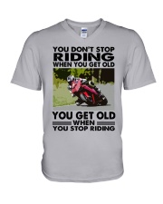 sportbike riding V-Neck T-Shirt tile