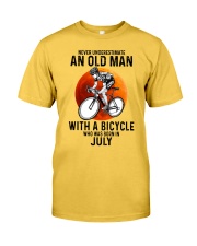 07 cycling never old man Classic T-Shirt front