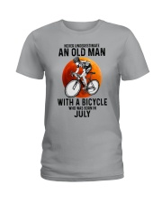 07 cycling never old man Ladies T-Shirt tile
