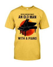 Piano never old man Classic T-Shirt front