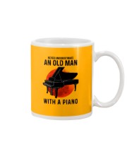 Piano never old man Mug tile