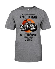 Motorcycle never 06 Classic T-Shirt front