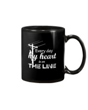 Every day my heart is on the line Mug thumbnail