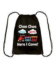 KINDERGARTEN HERE I COME Drawstring Bag tile