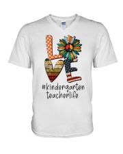 KINDERGARTEN TEACHER V-Neck T-Shirt tile