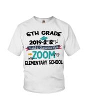 6TH GRADE ZOOMING INTO ELEMENTARY SCHOOL Youth T-Shirt front