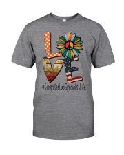 COMPUTER LAB SPECIALIST Classic T-Shirt front