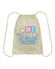 1ST GRADE TEACHER Drawstring Bag tile