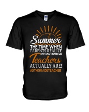5TH GRADE TEACHER V-Neck T-Shirt tile