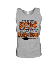 LIBRARIAN Unisex Tank tile