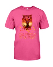 Owl Majestic tree old friend Classic T-Shirt tile