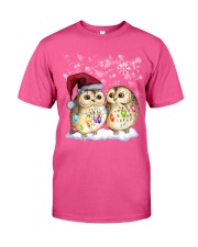 Christmas Owls Classic T-Shirt tile