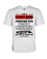 LIMITED EDITION - I AM A LUCKY MOM V-Neck T-Shirt thumbnail