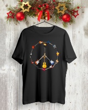 ELECTRIC ACOUSTIC GUITAR TSHIRT FOR GUITARIST Classic T-Shirt lifestyle-holiday-crewneck-front-2
