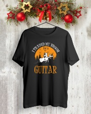 ELECTRIC ACOUSTIC GUITAR TSHIRT FOR GUITARIST Classic T-Shirt lifestyle-holiday-crewneck-front-2
