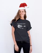 ELECTRIC ACOUSTIC GUITAR TSHIRT FOR GUITARIST Classic T-Shirt lifestyle-holiday-crewneck-front-1
