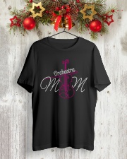 TSHIRT FOR MUSICIAN - MUSIC TEACHER - ORCHESTRA Classic T-Shirt lifestyle-holiday-crewneck-front-2